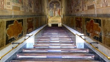 Scala Santa